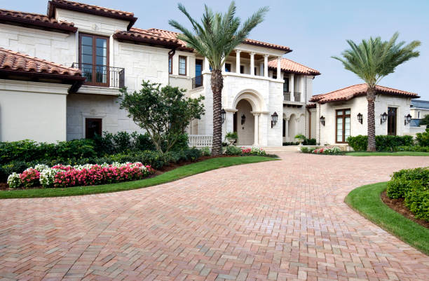 Best Commercial Driveway Pavers  in Mabton, WA
